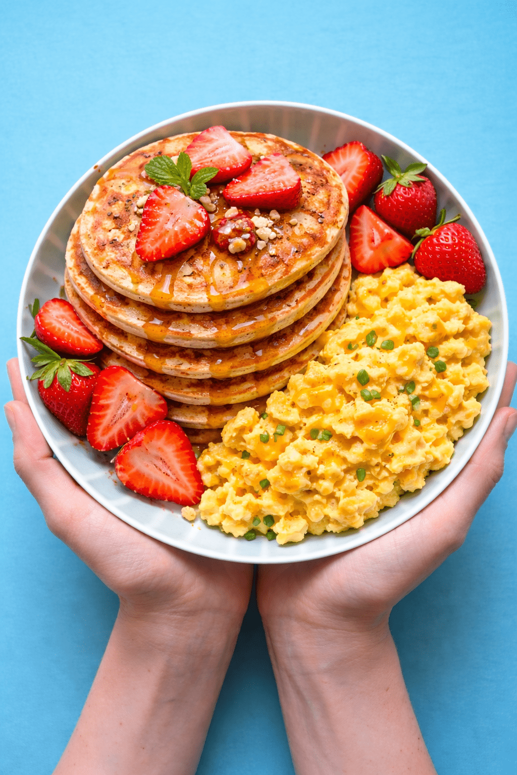 🥞 Protein Pancakes Breakfast with Honey, Strawberries & Cheesy Scrambled Eggs - Nutrum Biotech